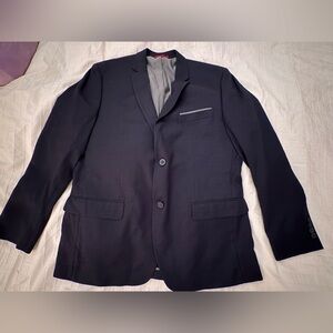 Men's Black ALFANI  Classic Two-Button Blazer! 
Like NEW , Dark Navy blue